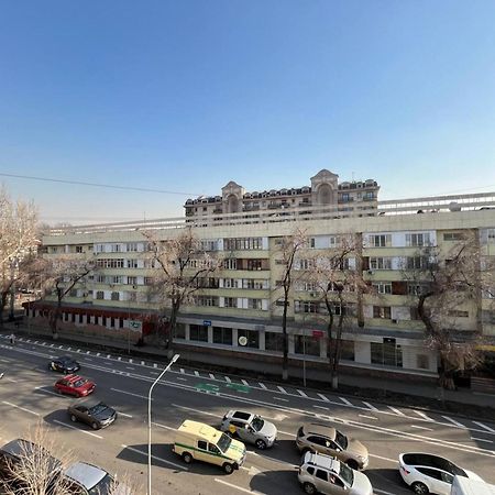 430 Lighthouse Apartments - Traveler'S Choice Almaty Bagian luar foto