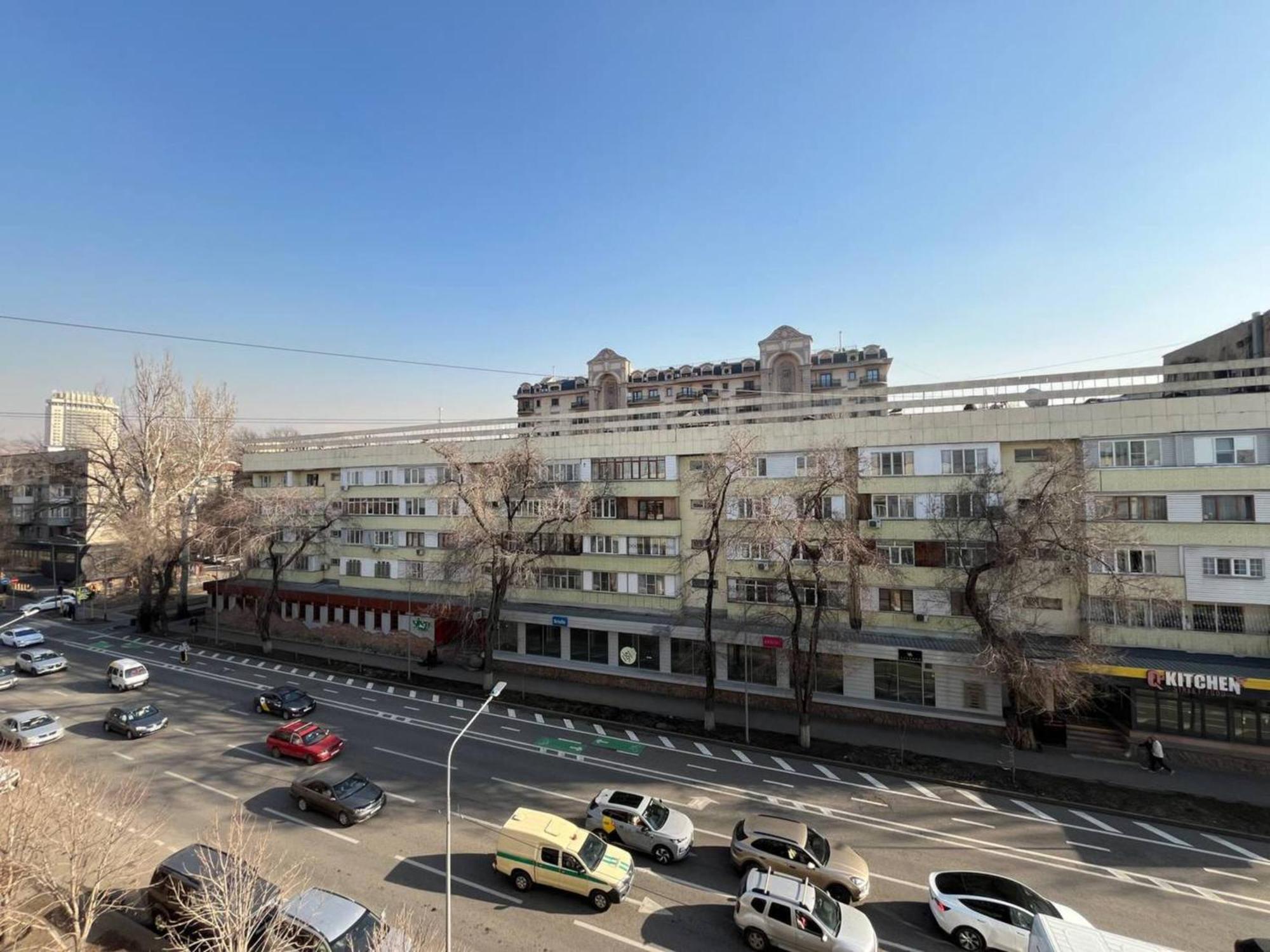 430 Lighthouse Apartments - Traveler'S Choice Almaty Bagian luar foto