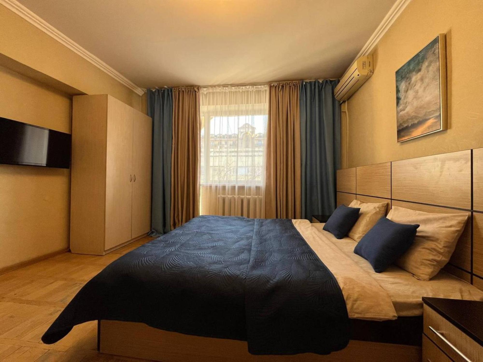 30 Traveler'S Choice In The City Center Almaty Bagian luar foto